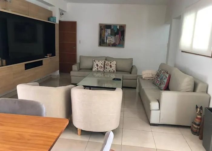 Casa Quebrada Y Luna